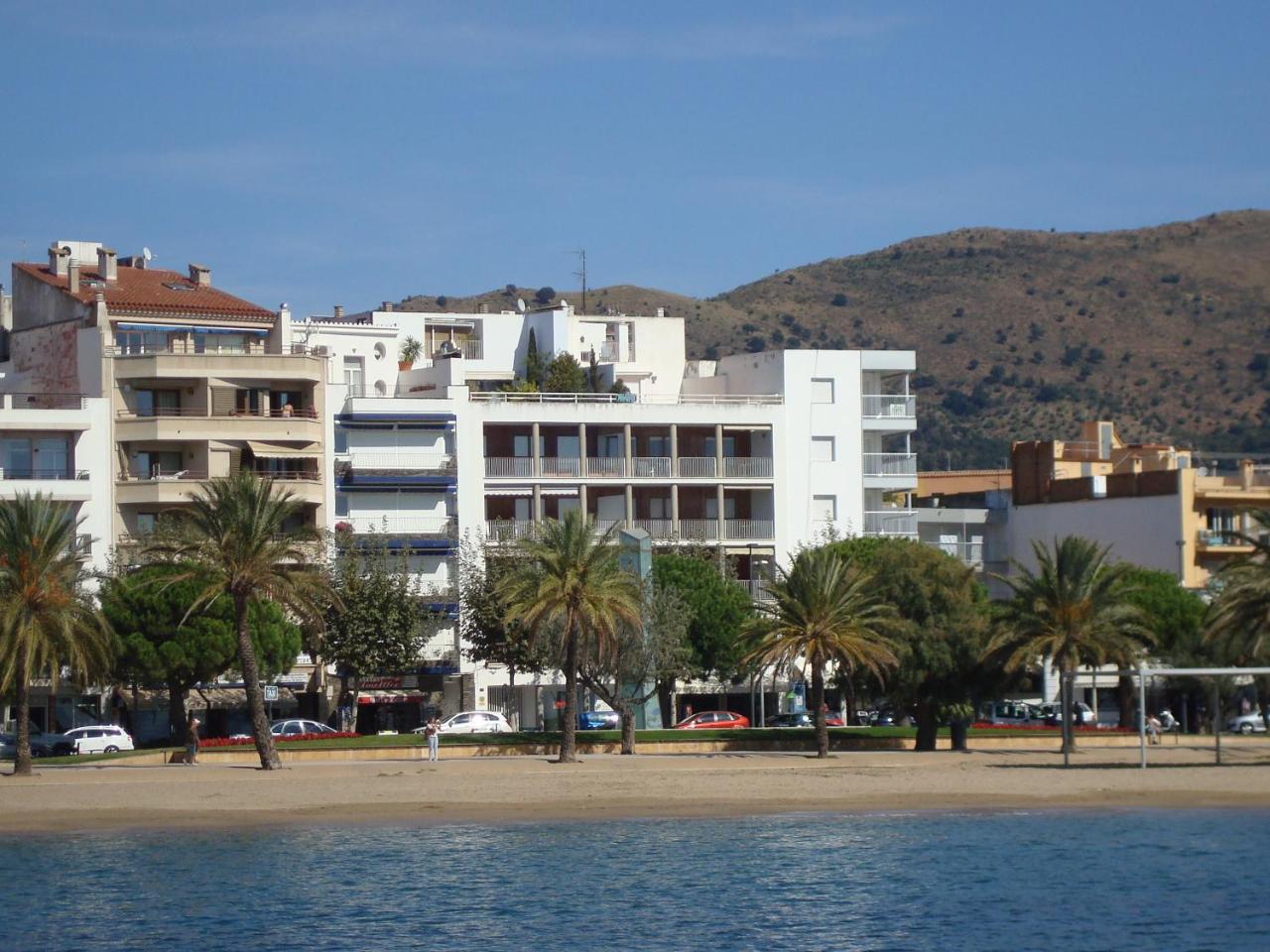 Garbi 1-2 - Barneda Premium Apartment *